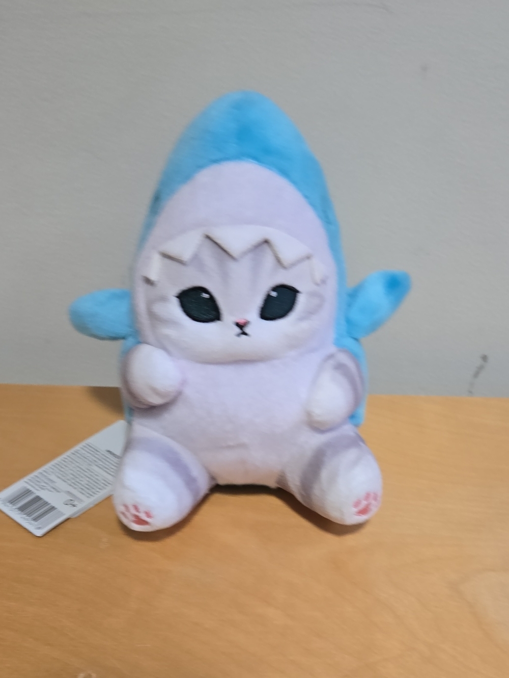 NWT 8in Mofusand Blue and White Plush Cat in Shark Outfit